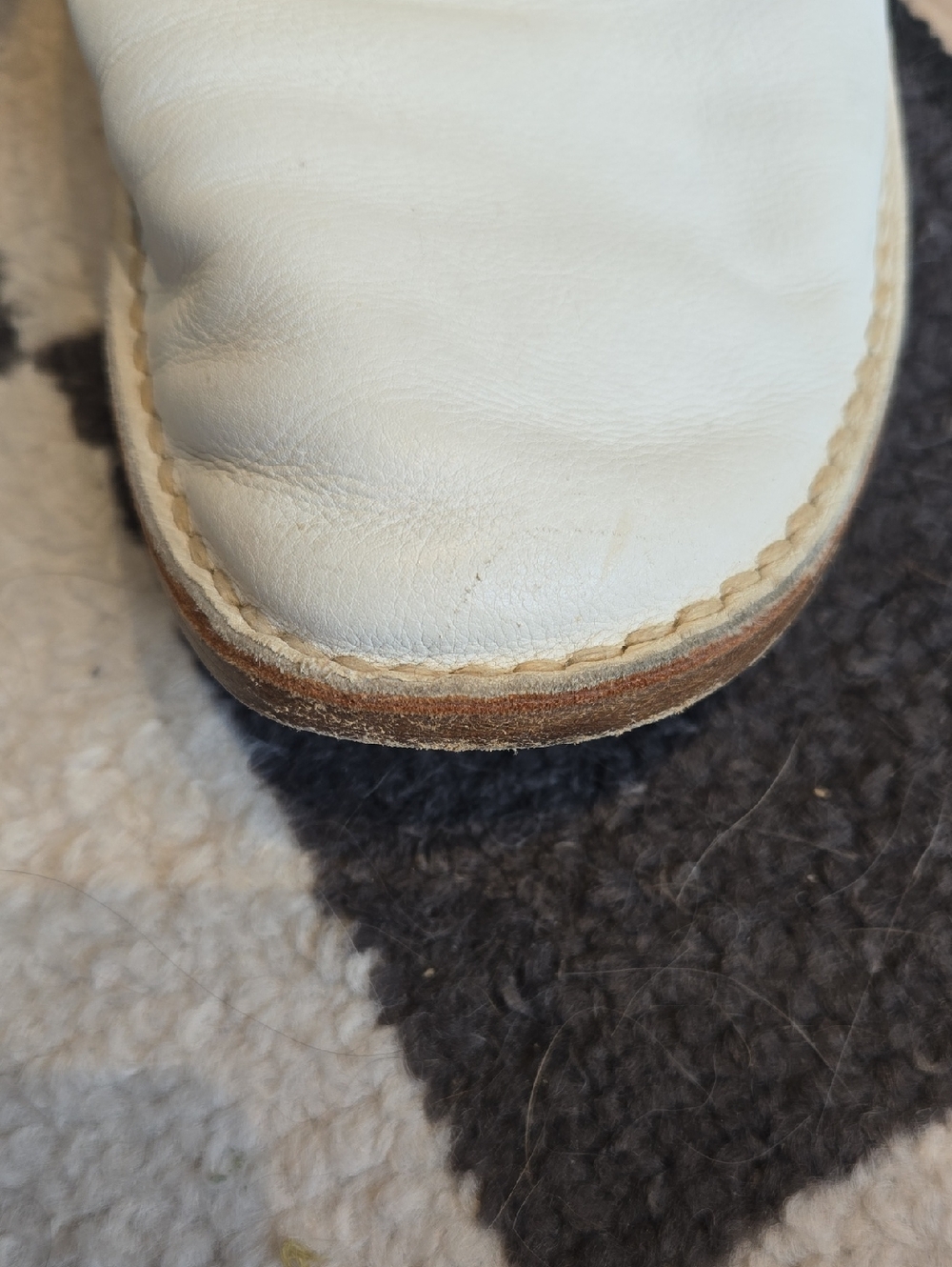 White Leather Slip-On Casual Shoes - Picture 6 of 6